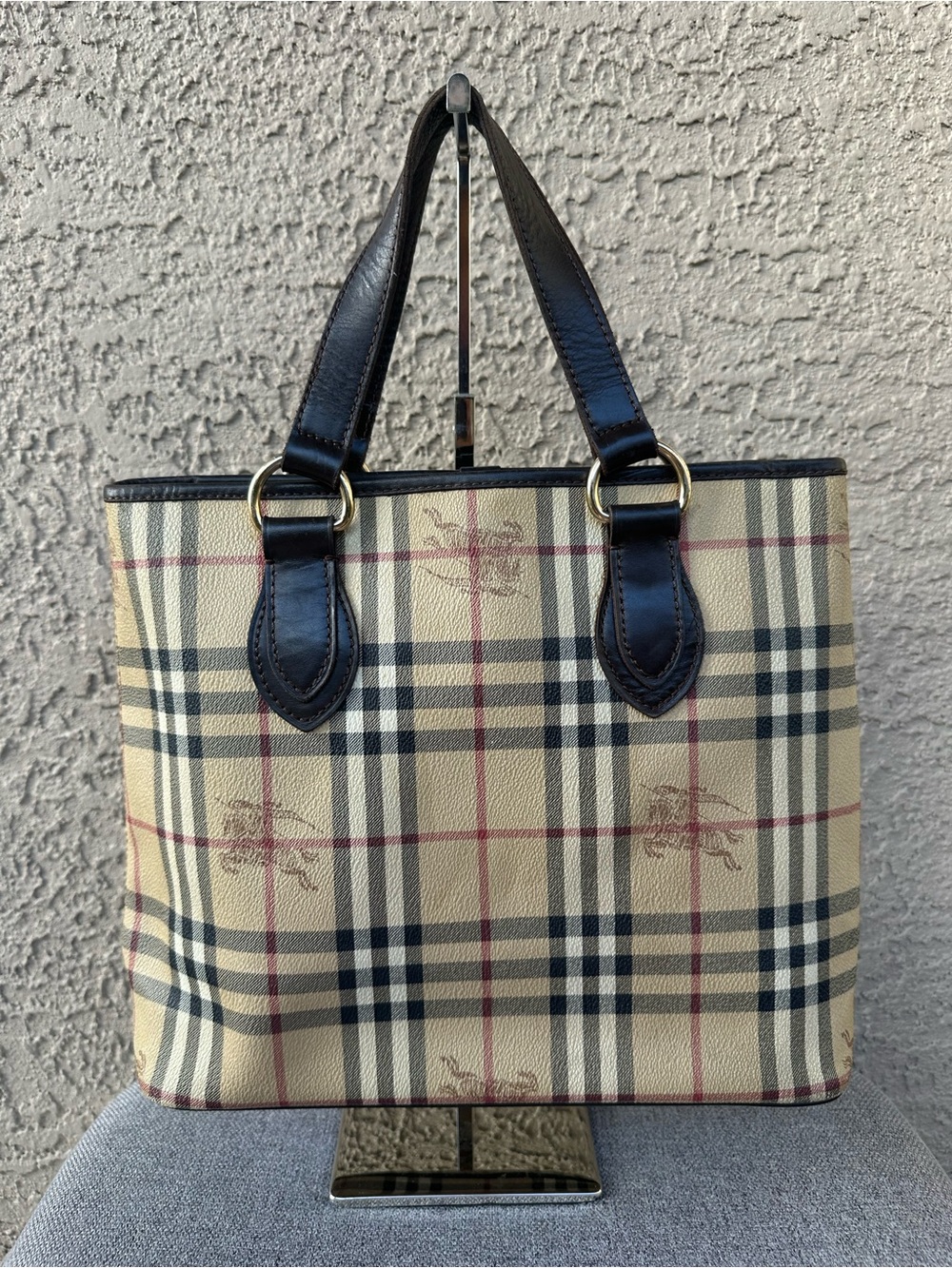 BURBERRY Classic Plaid Tote Bag